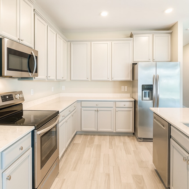 Building Photo - 1640 Enclave Rd