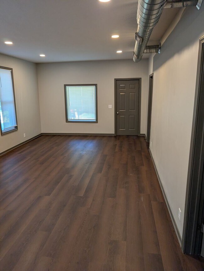Building Photo - 4119 N 60th St