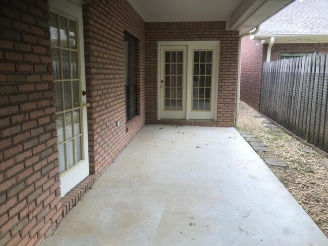 Building Photo - 625 Lanier Pl