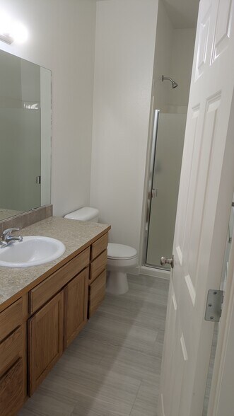 Building Photo - 1101 Bonneville Ave