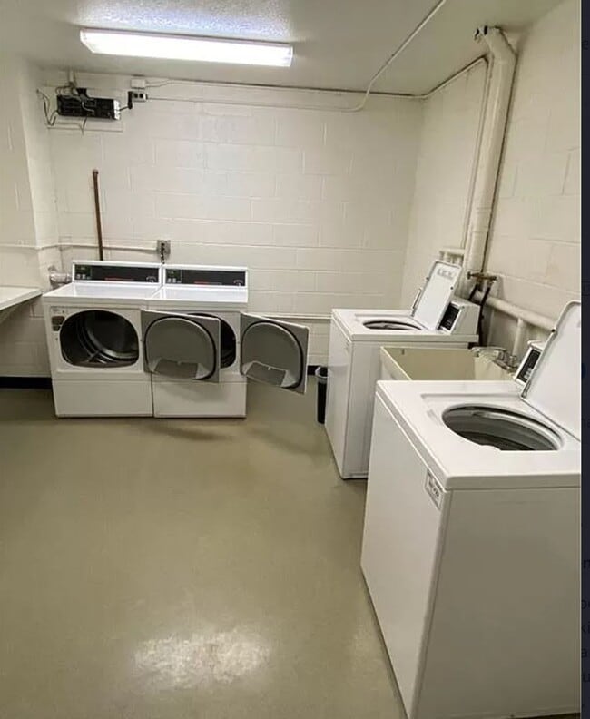 Building Photo - 25735 Lorain Rd