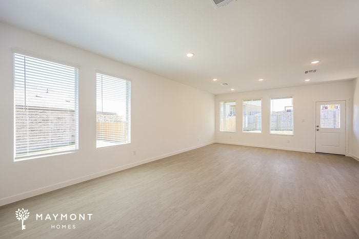 Building Photo - 2279 Ft Davis Pass