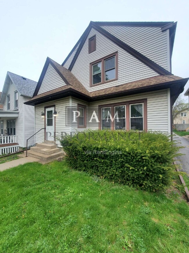 Building Photo - 540 N 65th St