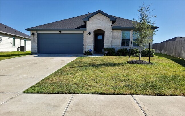 Building Photo - 31731 Hallington Hl Ln