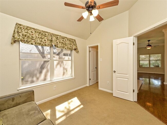 Building Photo - 11 Troon Dr