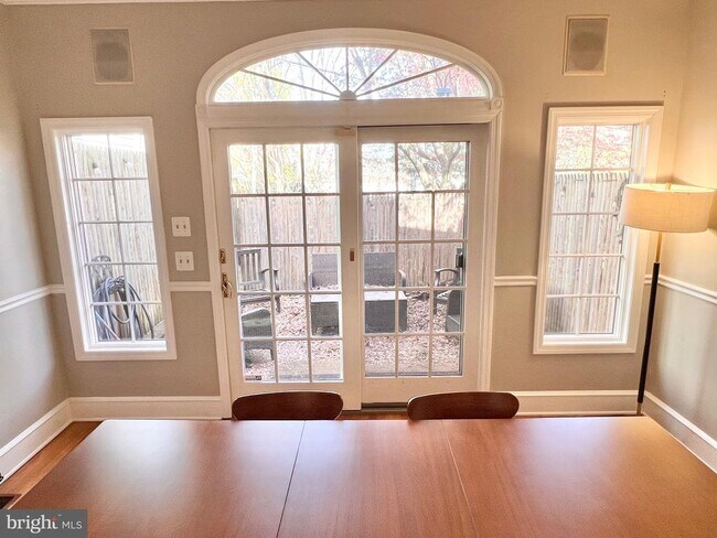 Building Photo - 1507 N Rodney St