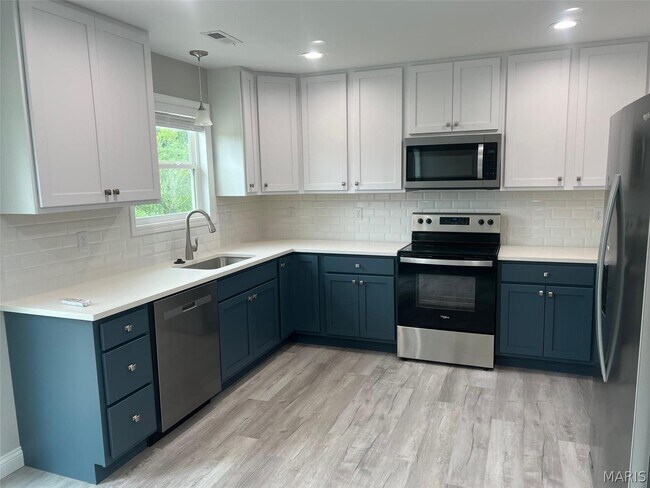 Building Photo - 5558 Autumn Trace Pkwy