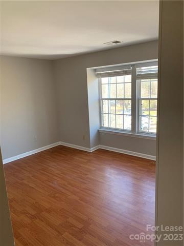 Building Photo - 1649 Arlyn Cir