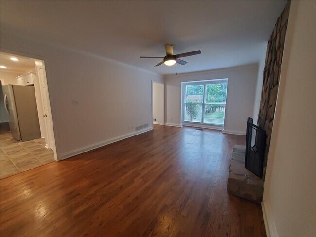 Building Photo - 2533 Hunton Ct