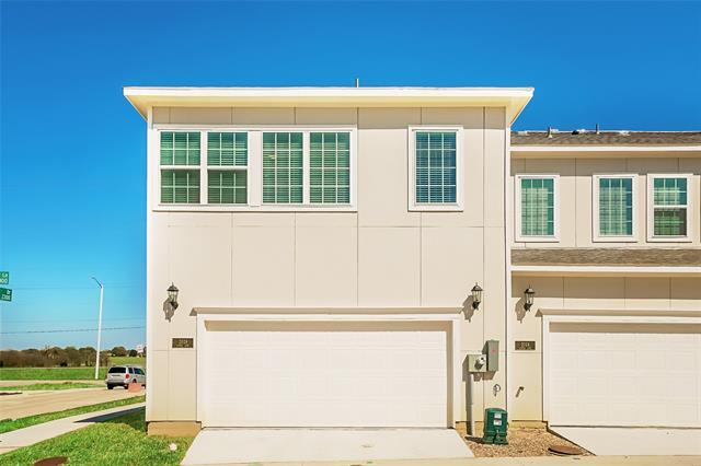 Building Photo - 2429 Carril Al Lago Dr