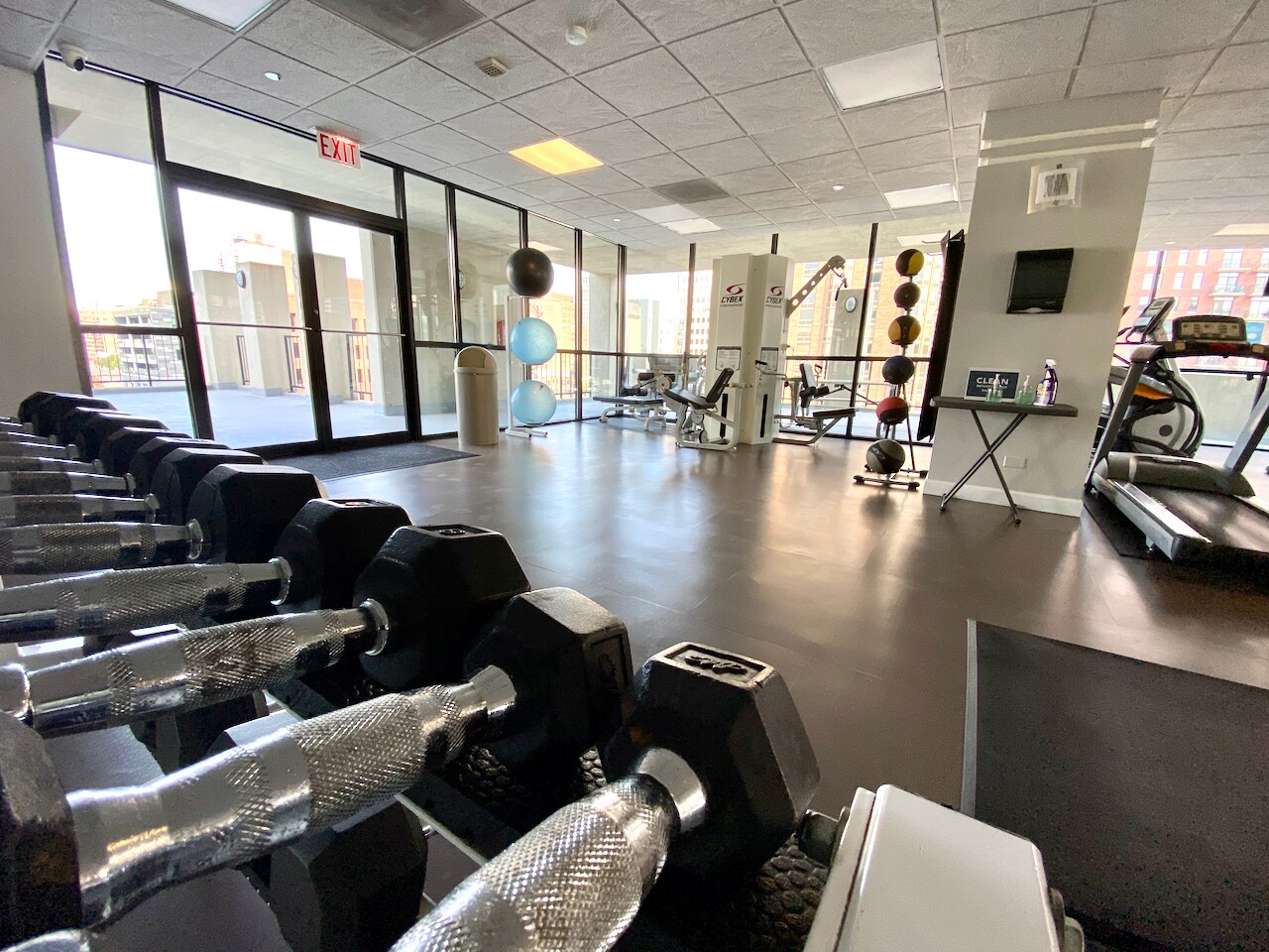 Building Photo - 1122 N Clark St