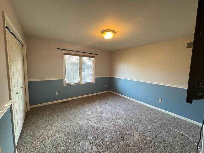 Building Photo - Beautiful 4 bedroom, 3 bath home in Macomb!