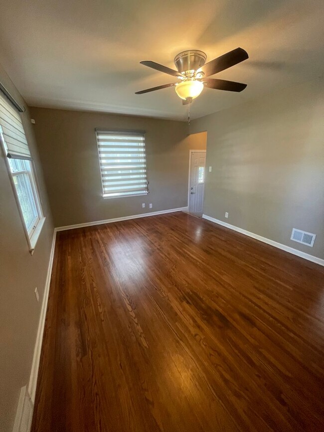 Building Photo - Home for Rent in Bellevue NE!