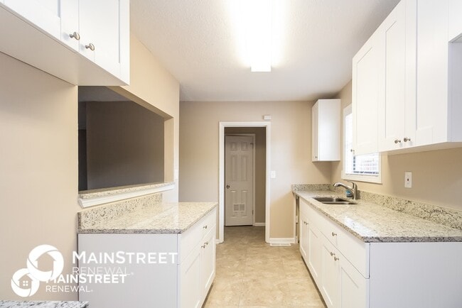 Building Photo - 2210 Cherokee Valley Trail