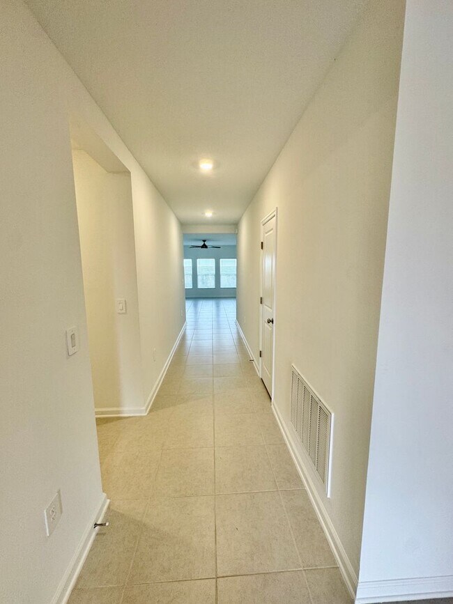 Building Photo - BRAND NEW HOME IN HIDDEN RIDEGE FOR RENT