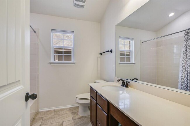 Building Photo - 404 Buttercup Creek Blvd
