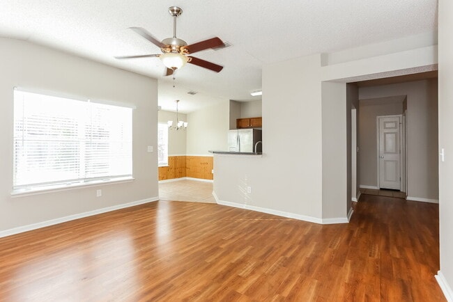 Building Photo - 12327 Sondra Cove Ct