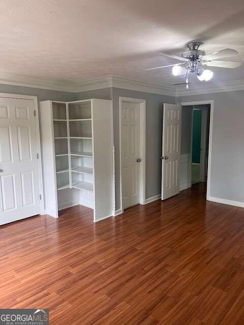 Building Photo - 871 Cedar Trce SW