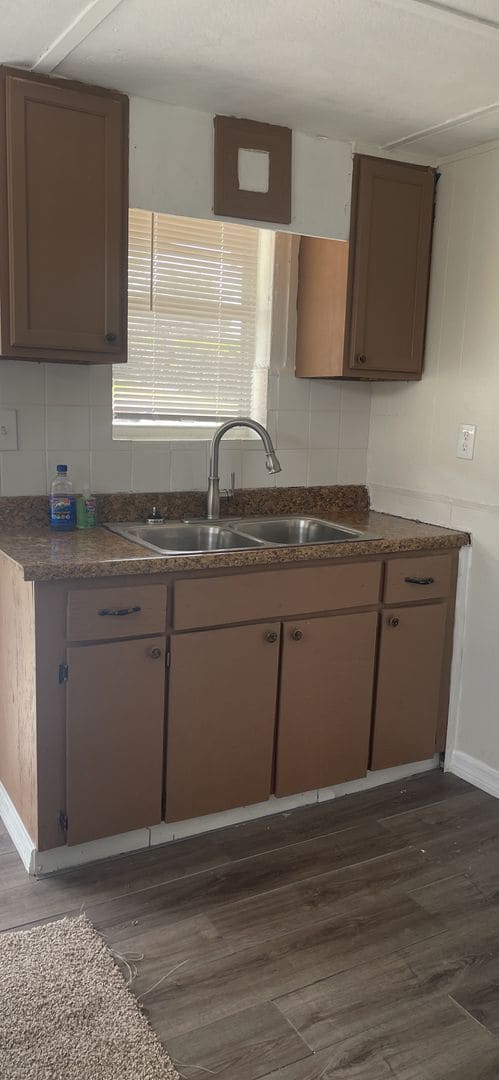 Building Photo - 919 S Washington Ave