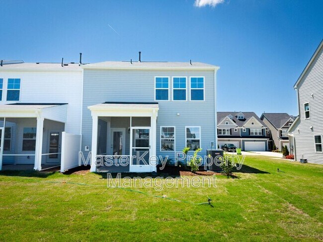 Building Photo - 212 Shingle Oak Rd