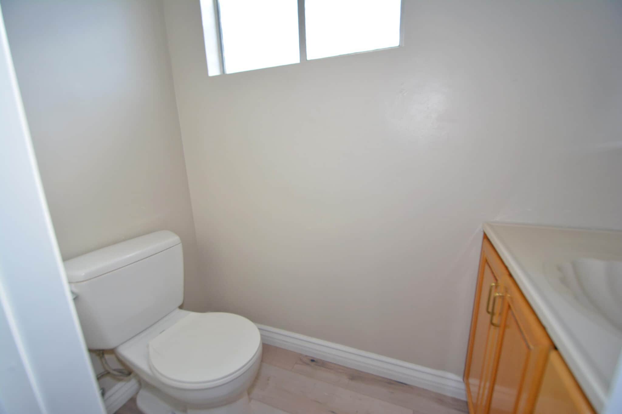 Building Photo - 9616 Gerald Ave