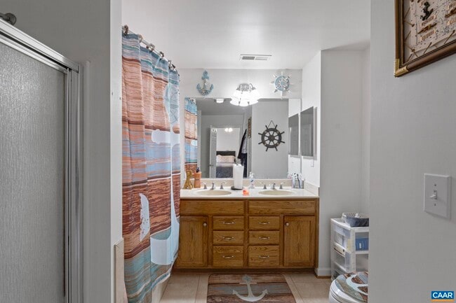 Building Photo - 132 St Andrews St