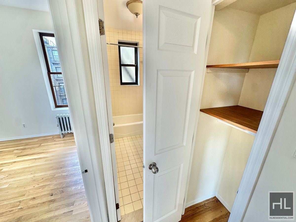 Building Photo - West 11th Street