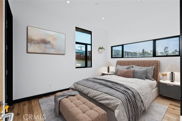 Building Photo - 922 W Clark Ave