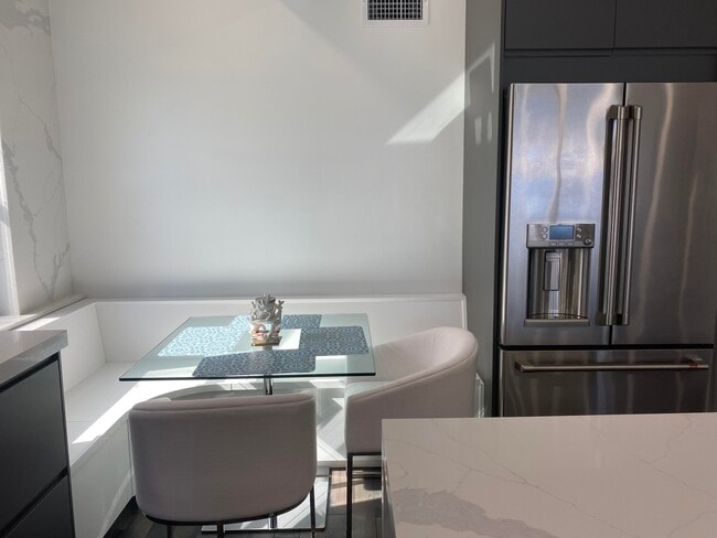 Building Photo - 3520 S Ocean Blvd