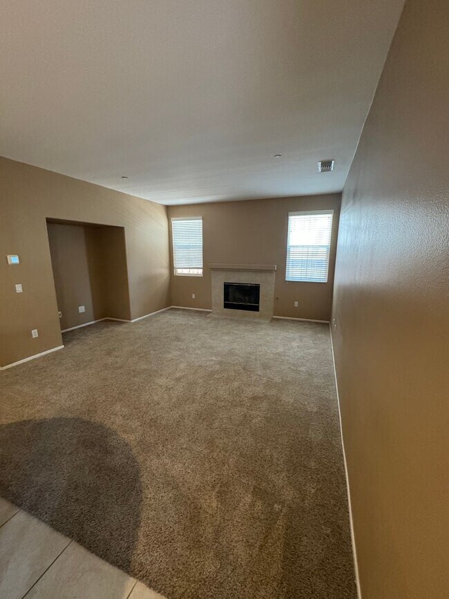 Building Photo - Ready to move-in! Spacious 4-Bedroom + Loft Home Near Loma Linda University