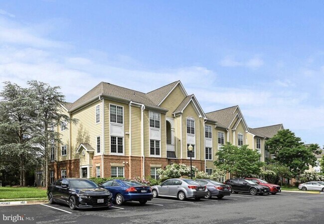 Building Photo - 12901 Alton Square