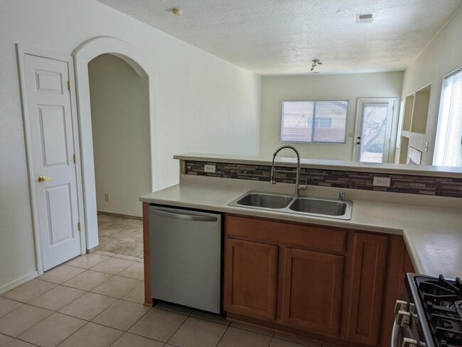 Building Photo - 1008 Kiska St NW