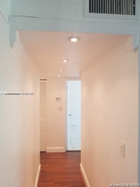 Building Photo - 2520 NW 39th Way