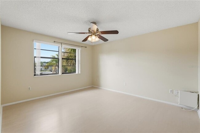 Building Photo - 122 Loblolly Ct