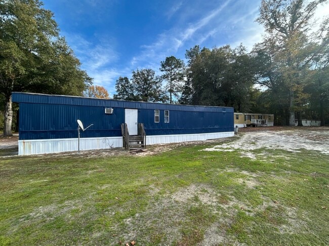 Building Photo - 4502 E Old Marion Hwy