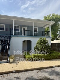 Building Photo - 708 Bayshore Dr