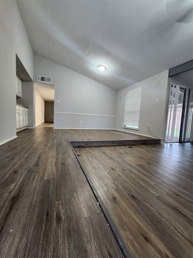 Building Photo - 3822 Broken Elm Dr