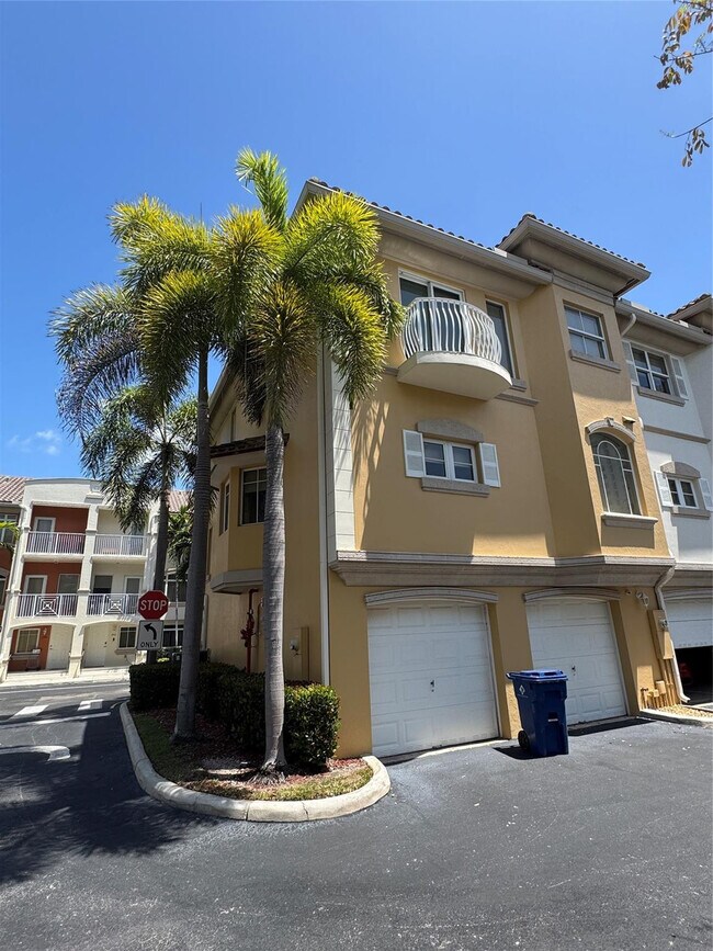 Building Photo - 2710 NE 184th Terrace