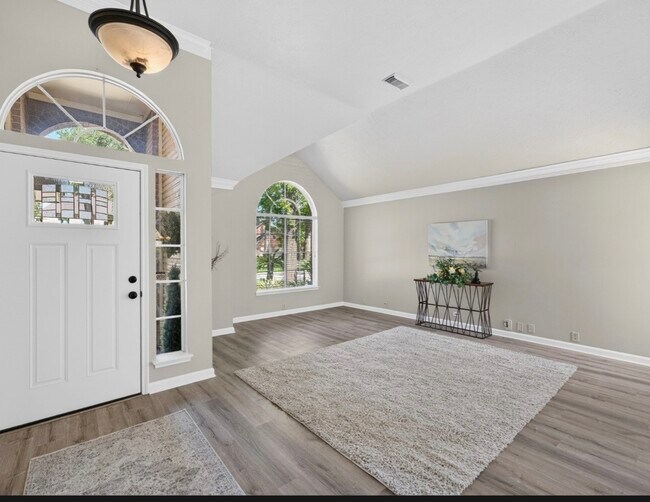 Building Photo - 4415 Echo Falls Dr