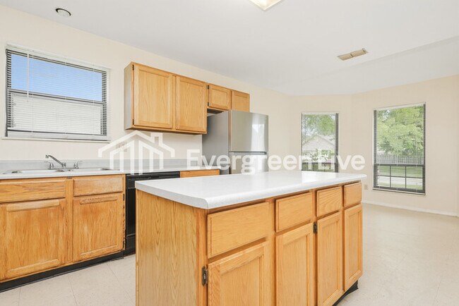 Building Photo - 6524 Loblolly Dr