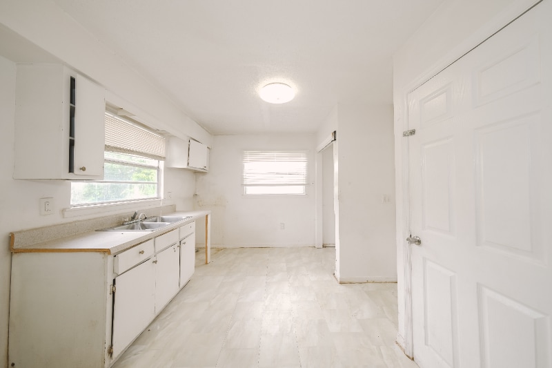 Building Photo - 1808 17th St E