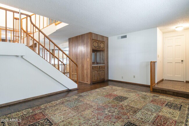 Building Photo - 4662 N 19th Ave
