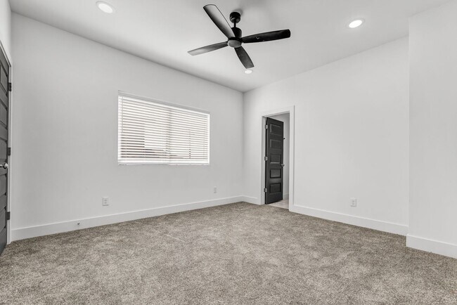 Building Photo - 3013 Alpha Wolf Ct