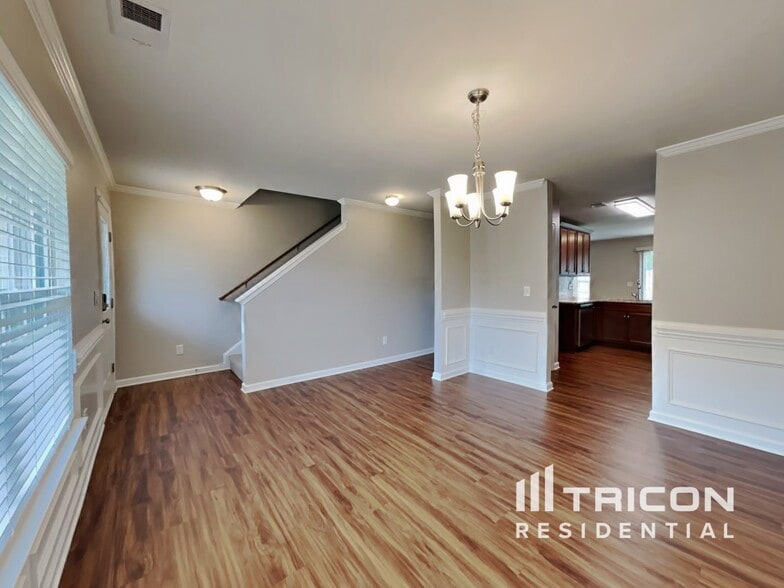 Building Photo - 1756 Pinnacle Oaks Dr