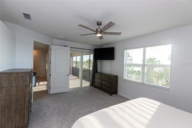 Building Photo - 16572 Kingwood Ln