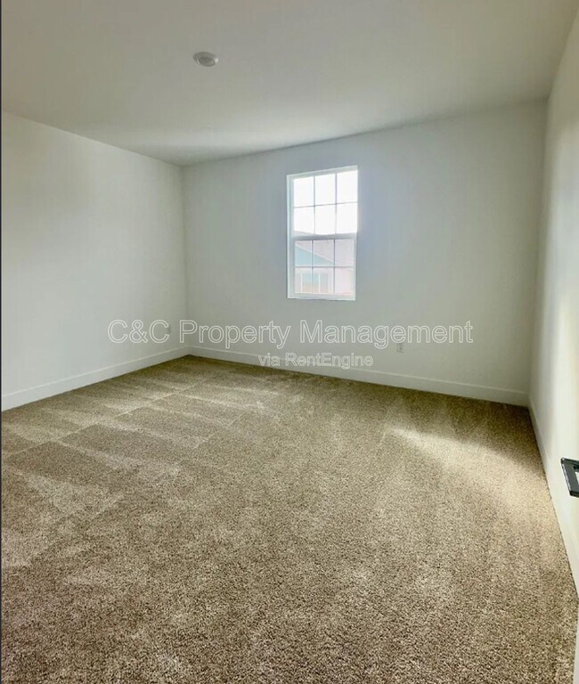 Building Photo - 2782 Old Larks Ln