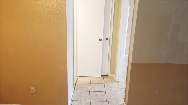 Building Photo - 12511 Ashford Meadow Dr