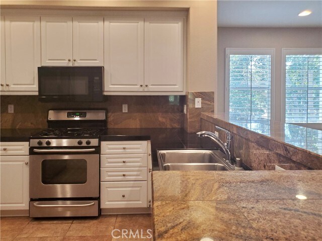 Building Photo - 55 Regal