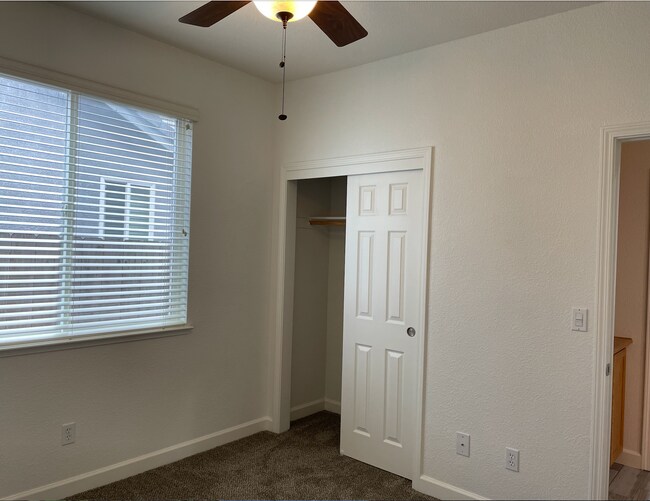 bedroom 4 - 10301 Nations Cir