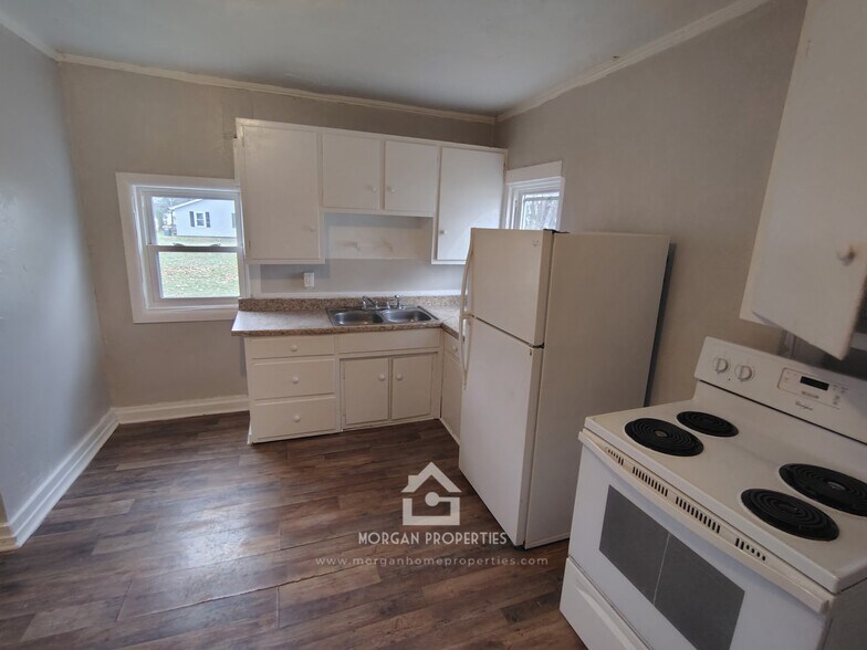 Building Photo - 1723 Morton St